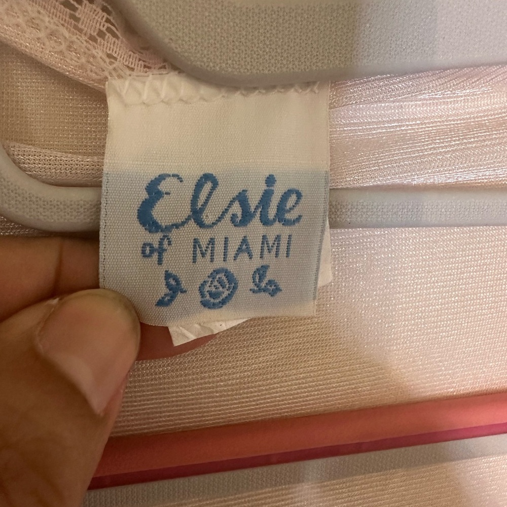 Delicate Light Pink Lace Robe - Picture 5 of 13
